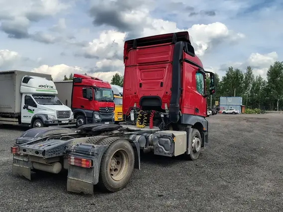 Седельный тягач Mercedes-Benz Actros 2021 года б/у фото 5