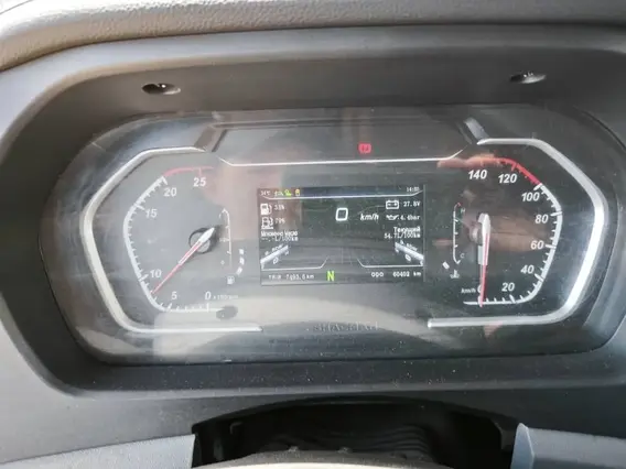Седельный тягач SHACMAN SX42586V385 2023 года б/у фото 12