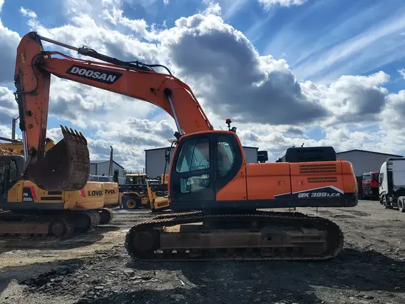 Экскаватор DOOSAN DX300LCA 2023 года б/у фото 4