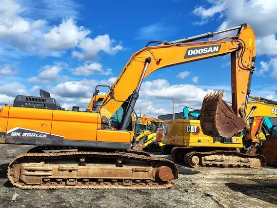 Экскаватор DOOSAN DX300LCA 2023 года б/у фото 8