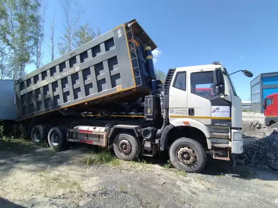 Самосвал FAW J6 2022 года б/у фото 16