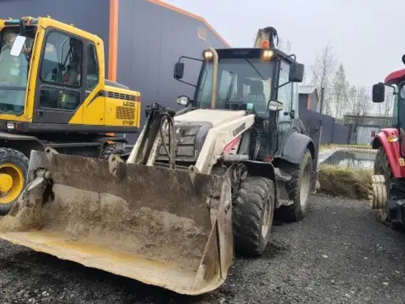 Экскаватор-погрузчик TEREX TLB 825 RM 2020 года б/у