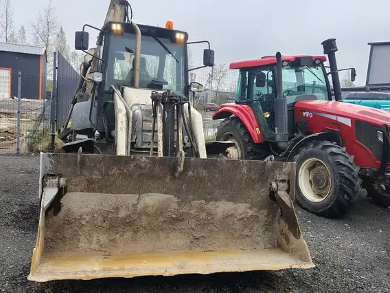 Экскаватор-погрузчик TEREX TLB 825 RM 2020 года б/у фото 3