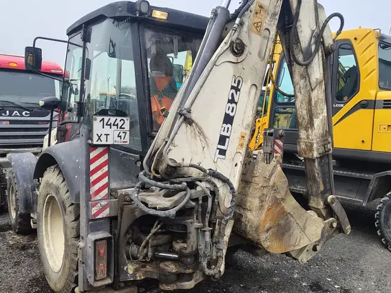 Экскаватор-погрузчик TEREX TLB 825 RM 2020 года б/у фото 6