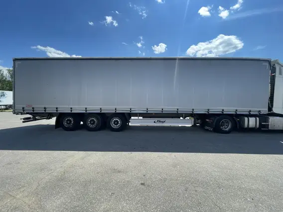 Тентованный полуприцеп Fliegl SDS 350 2023 года б/у