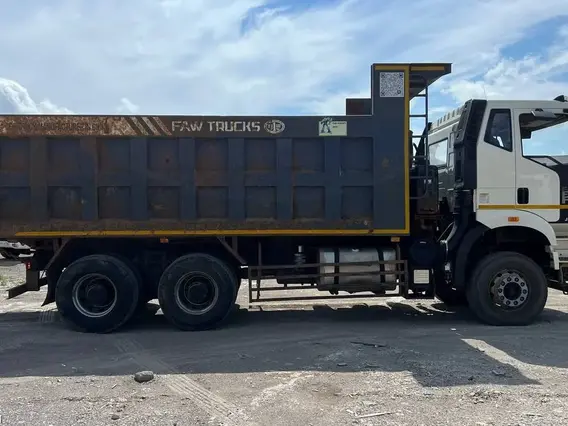Самосвал FAW J6 2022 года б/у фото 8