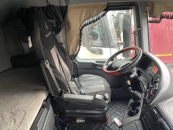 Седельный MERCEDES-BENZ Actros 2018 года б/у фото 12