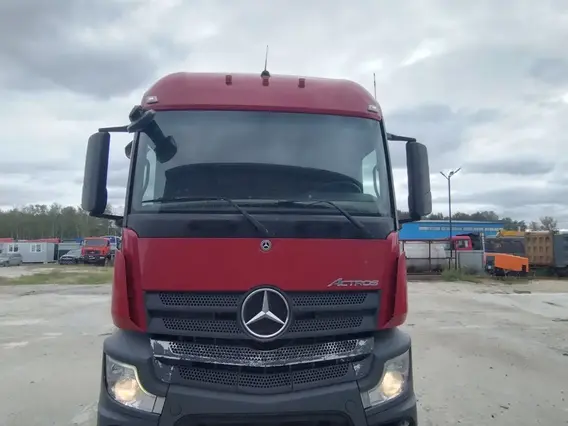 Седельный тягач Mercedes-Benz Actros 2021 года б/у фото 2