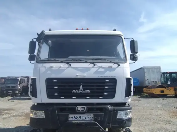 Седельный тягач МАЗ 643228 2022 года б/у фото 3