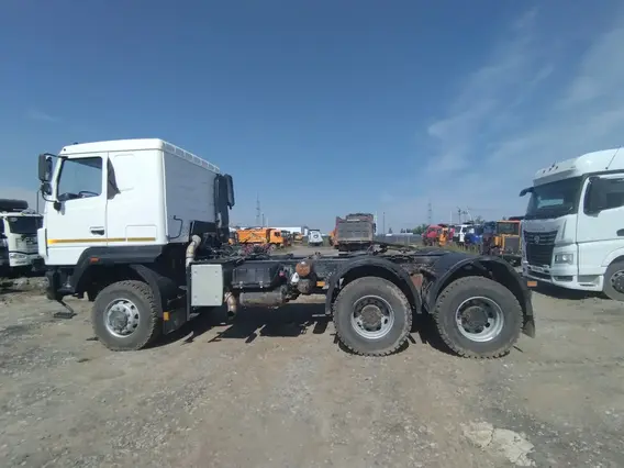 Седельный тягач МАЗ 643228 2022 года б/у фото 9