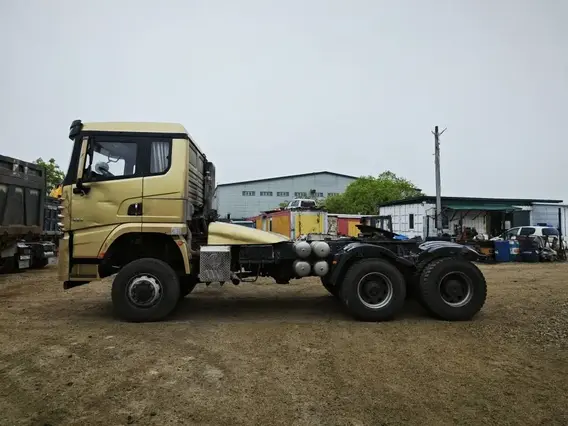 Седельный тягач-вездеход SHACMAN SX42586V385 2023 года б/у фото 9