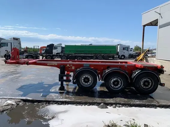 Полуприцеп-контейнеровоз GRUNWALD 9453 2023 года б/у фото 9