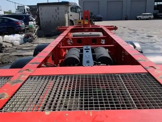 Полуприцеп-контейнеровоз GRUNWALD 9453 2023 года б/у фото 10
