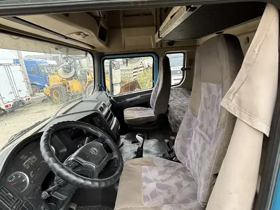 Седельный тягач SHACMAN X3000 6x4 (SX42584V324) 2023 года б/у фото 13