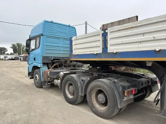 Седельный тягач SHACMAN X3000 6x4 (SX42584V324) 2023 года б/у фото 9