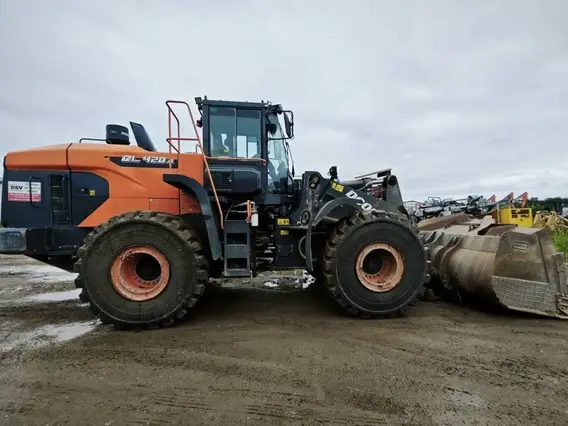 Фронтальный погрузчик DOOSAN DL420A-7M 2022 года б/у фото 5