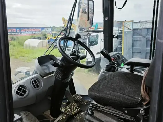 Фронтальный погрузчик DOOSAN DL420A-7M 2022 года б/у фото 10