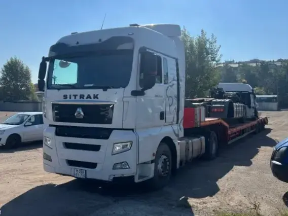 Седельный тягач SITRAK C7H 2022 года б/у