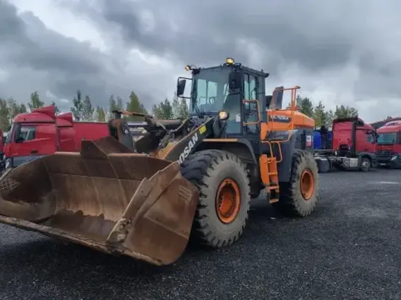Фронтальный погрузчик DOOSAN DL420A-7M 2023 года б/у