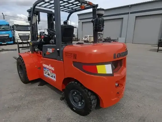 Вилочный погрузчик LONKING LG50DT 2024 года б/у фото 8
