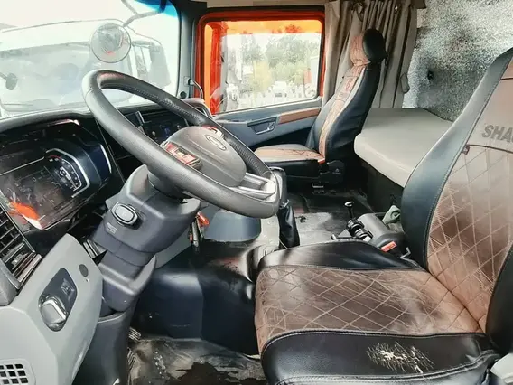 Седельный тягач SHACMAN X3000 6x4 (SX42584V324) 2023 года б/у фото 10