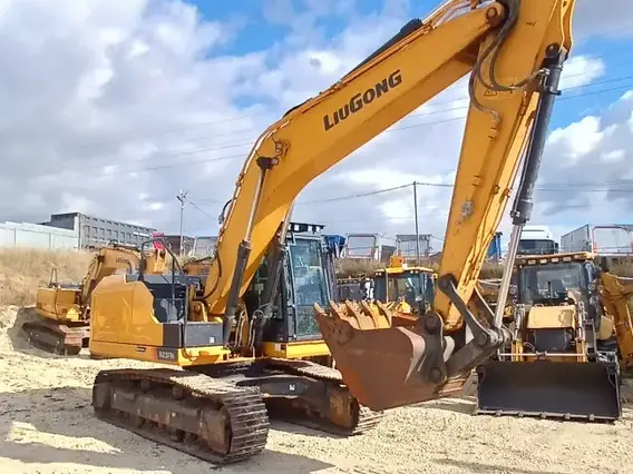Экскаватор LiuGong CLG 923FN 2023 года б/у