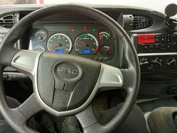 Фургон-рефрижератор JAC N200 2024 года б/у фото 9