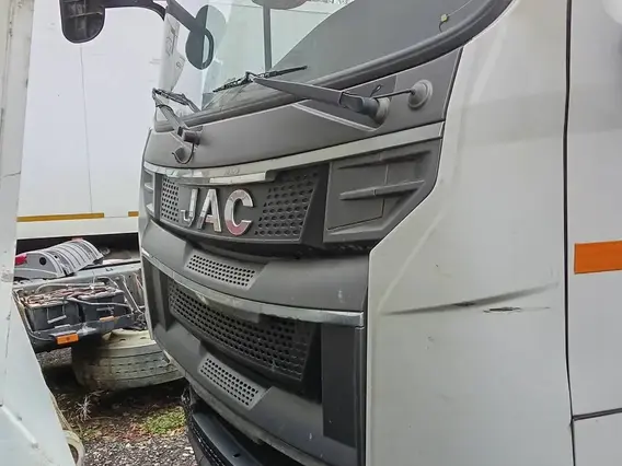 Фургон-рефрижератор JAC N200 2024 года б/у фото 3