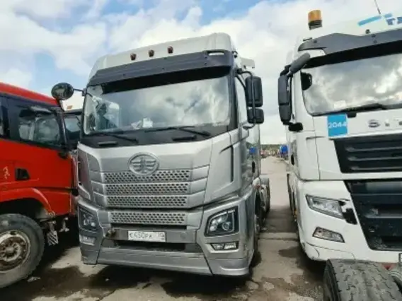 Седельный тягач FAW JH6 2023 года б/у