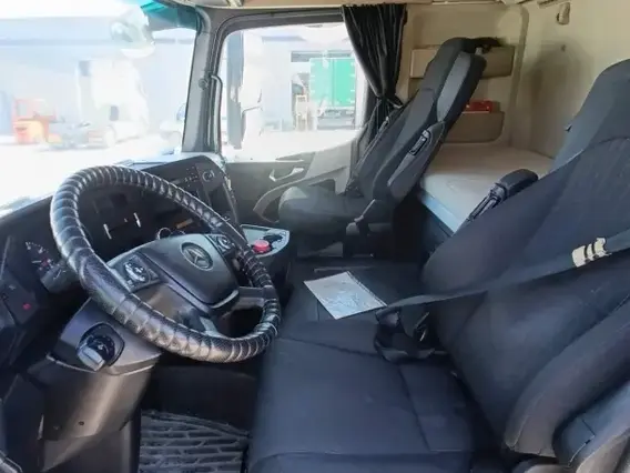 Седельный тягач Mercedes-Benz Actros 2021 года б/у фото 11