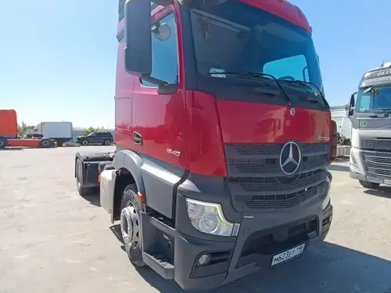 Седельный тягач Mercedes-Benz Actros 2021 года б/у фото 4