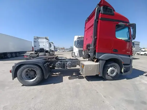 Седельный тягач Mercedes-Benz Actros 2021 года б/у фото 5