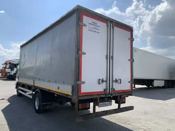 Тентованный грузовик Isuzu Elf 2020 года б/у фото 7