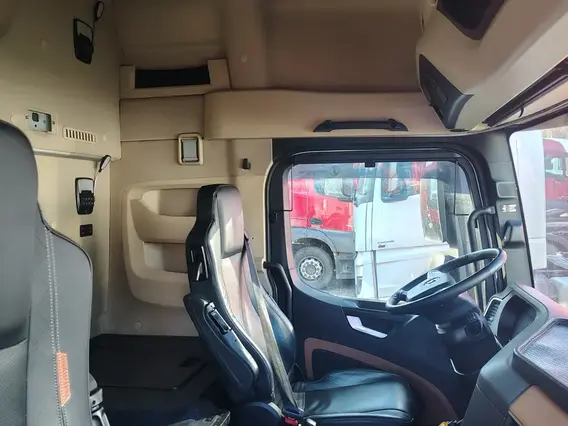 Седельный тягач SHACMAN SX4188YY381 2023 года б/у фото 15