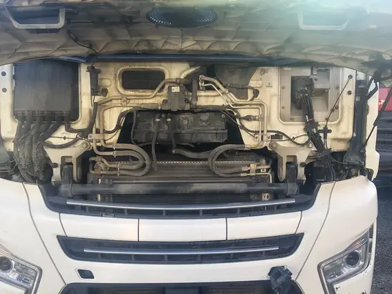 Седельный тягач SHACMAN SX4188YY381 2023 года б/у фото 19