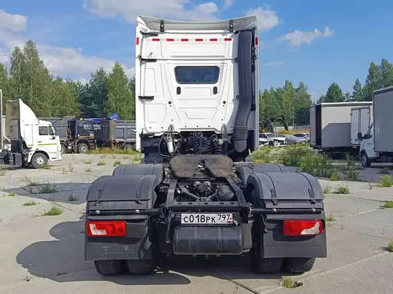 Седельный тягач Mercedes-Benz Actros 2023 года б/у фото 6