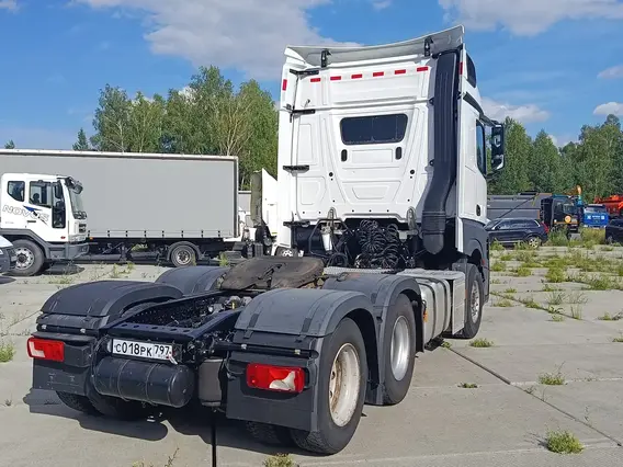 Седельный тягач Mercedes-Benz Actros 2023 года б/у фото 7