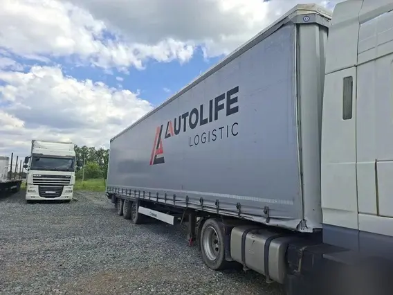 Тентованный полуприцеп Krone SD 2020 года б/у