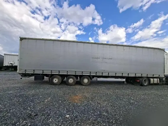 Тентованный полуприцеп Krone SD 2020 года б/у фото 7