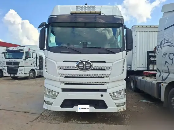 Седельный тягач FAW J7 2023 года б/у фото 2