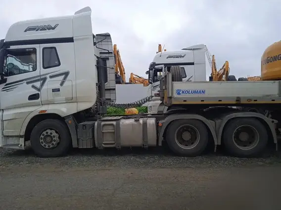 Седельный тягач FAW J7 2023 года б/у фото 4
