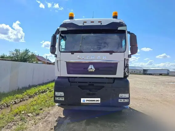 Седельный тягач SITRAK c7h 2023 года б/у фото 4