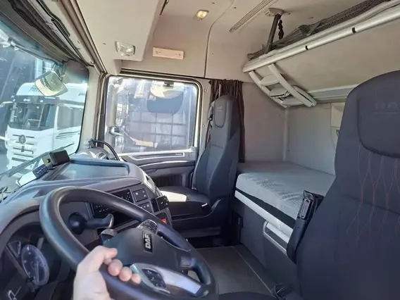 Седельный тягач DAF XF 2021 года б/у фото 9