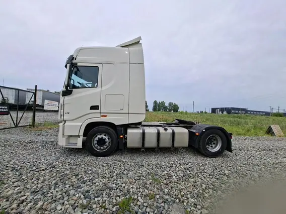 Седельный тягач Dongfeng gx 2024 года б/у фото 4