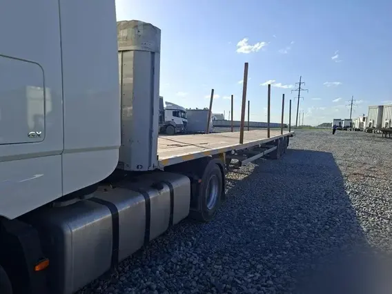 Полуприцеп-шасси Schmitz Cargobull 90842 2016 года б/у фото 2