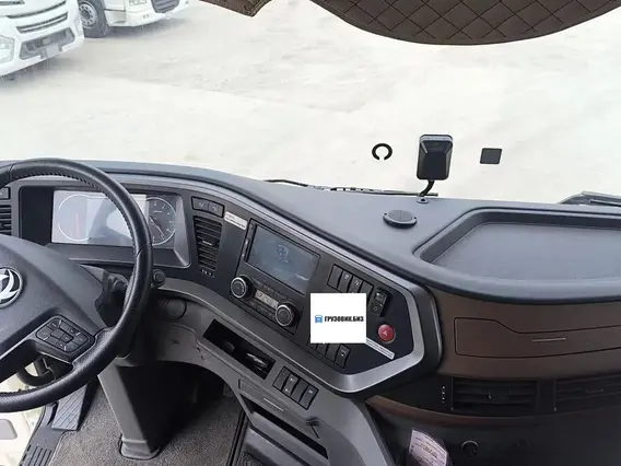 Седельный тягач Dongfeng gx 2026 года б/у фото 5