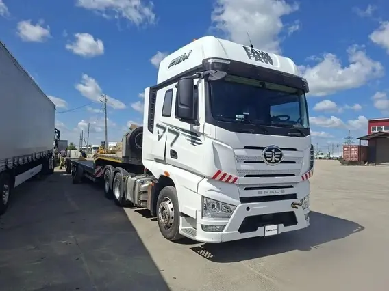 Седельный тягач FAW J7 2023 года б/у фото 8