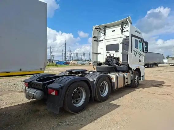 Седельный тягач FAW J7 2023 года б/у фото 6