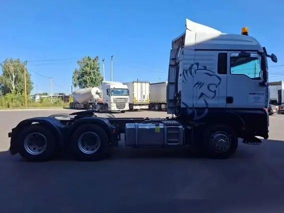 Седельный тягач SITRAK C7H 2023 года б/у фото 8