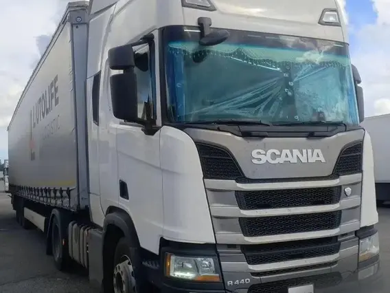Седельный тягач Scania R 2020 года б/у